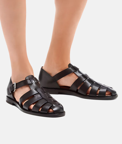 Laura | Sandalias de tiras a la moda con un corte elegante
