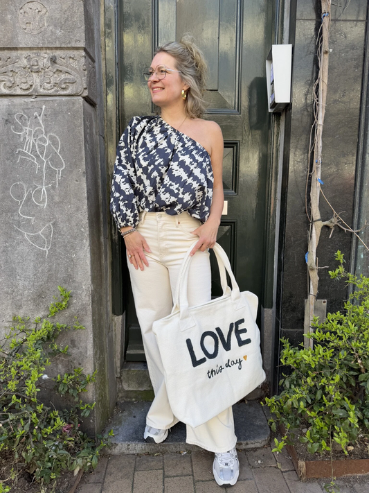 Blusa azul de moda